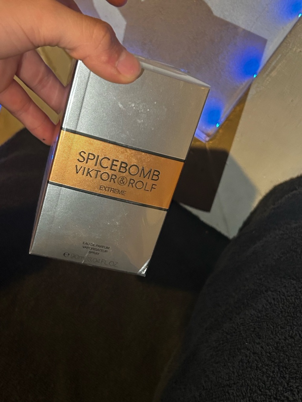 Viktor & Rolf Spicebomb Extreme - Silver & Copper Packaging